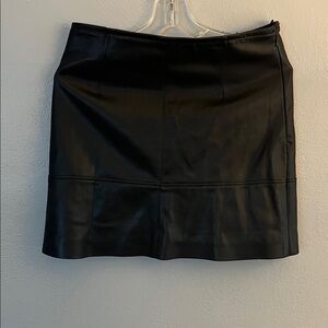 H&M Black Mini Skirt